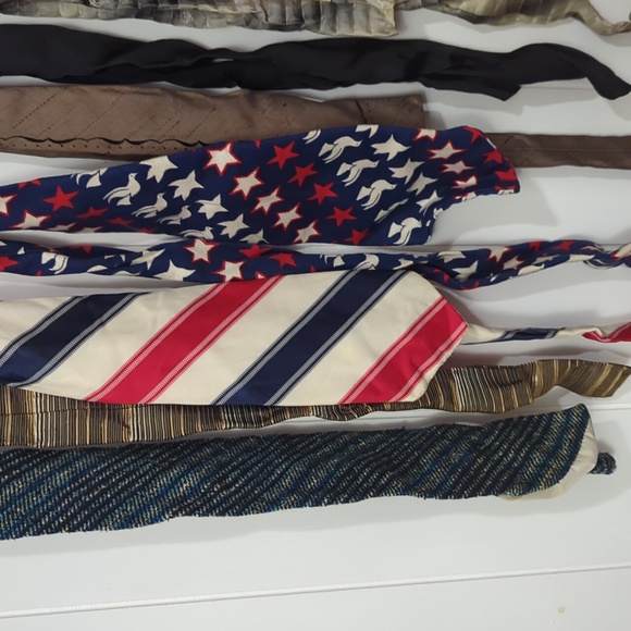 ❤️5/$25 9 Vintage Tie Lot - Picture 2 of 4